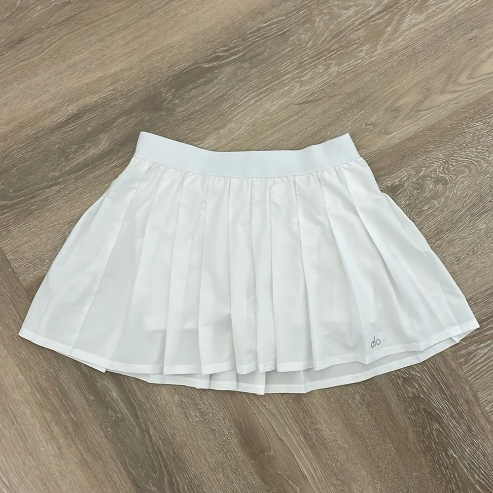 ALO YOGA White Varsity Tennis Skirt Small